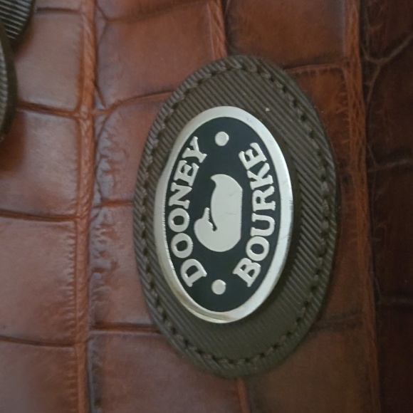 Dooney Bourke leather bucket purse 👛 - Picture 8 of 8